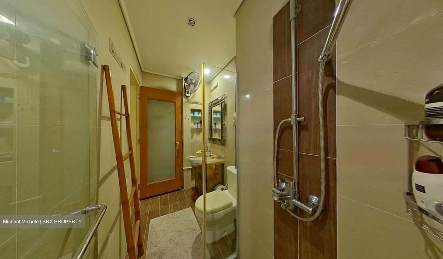 Astrid Meadows (D10), Condominium #449974121